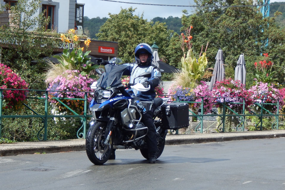 Motorrijbewijspoint Bunnik examengarantie AVB en AVD